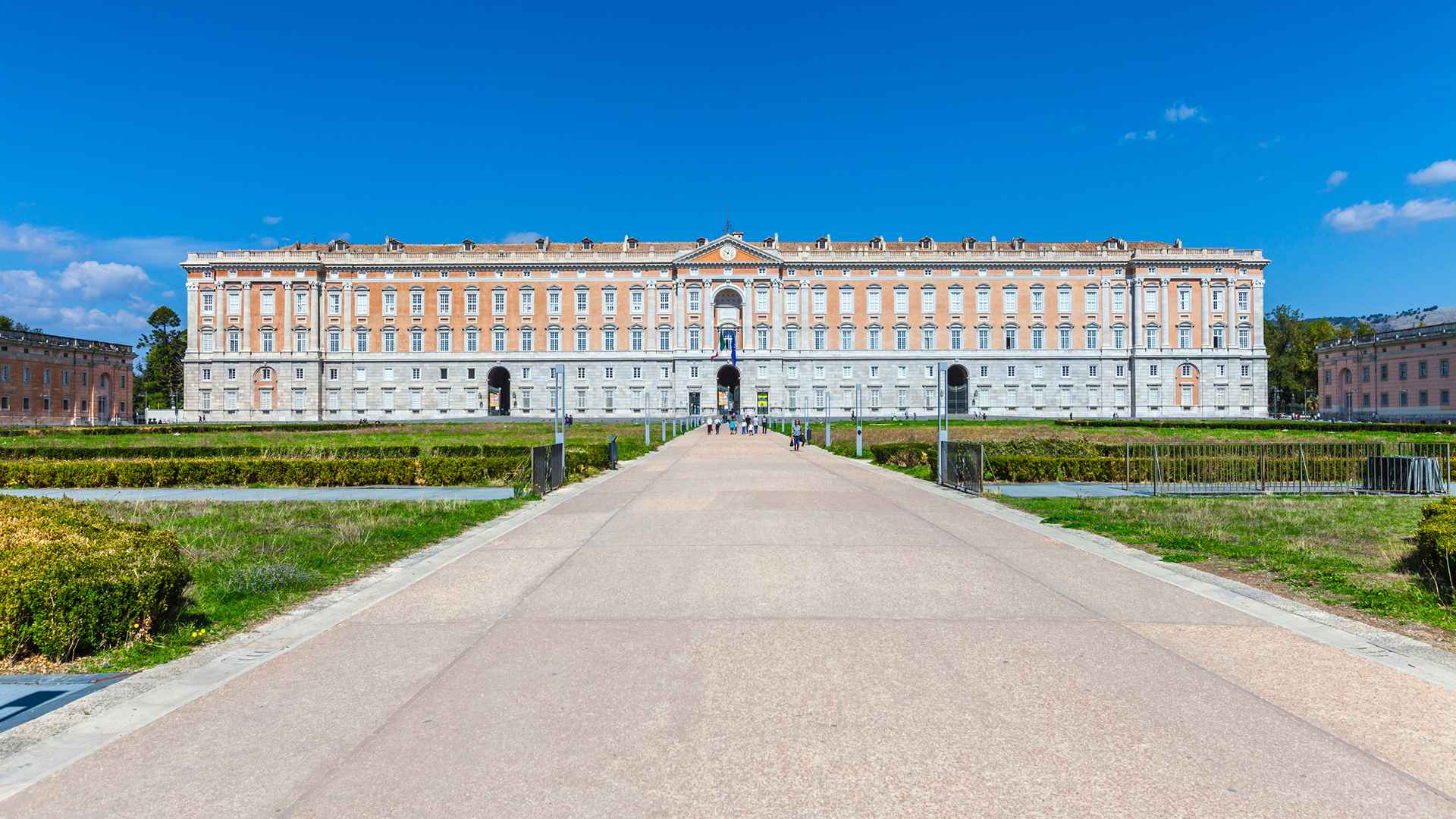 Reggia di Caserta, presto apriranno i depositi
