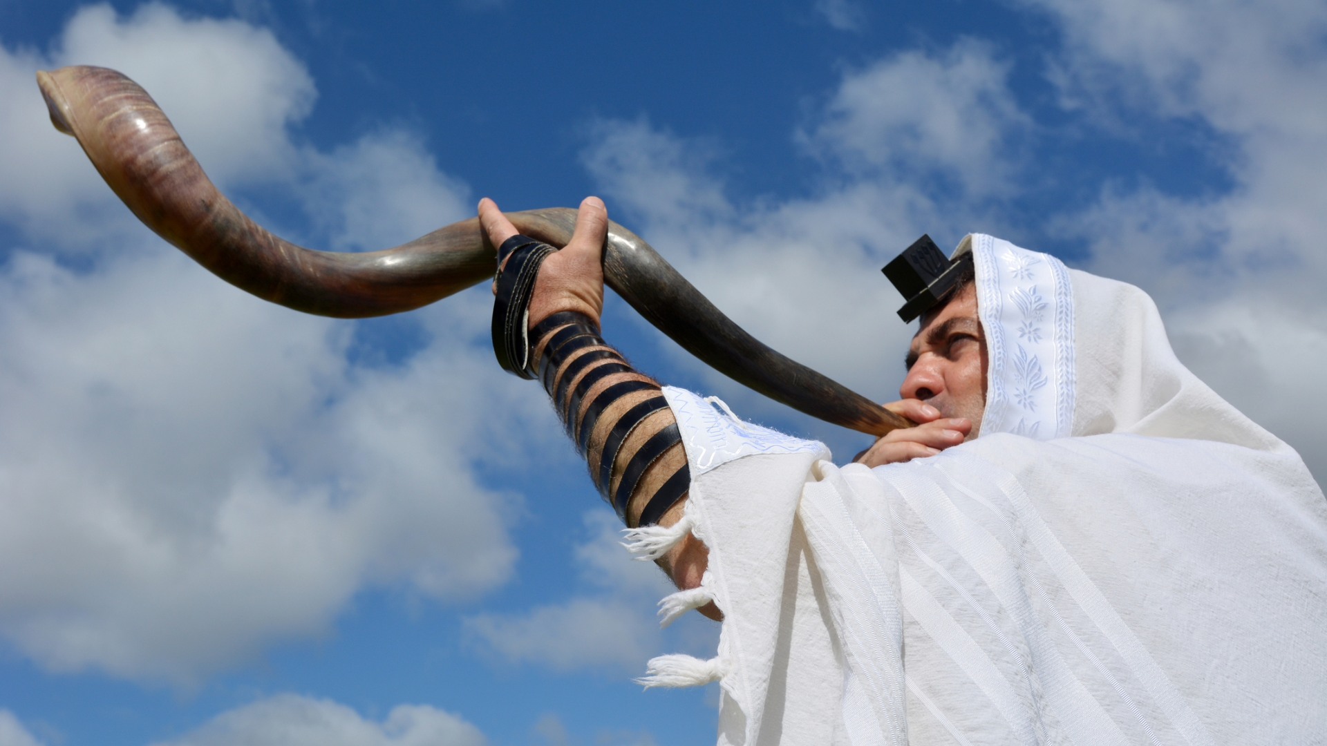 A venti minuti da Tel Aviv: il significato delle feste