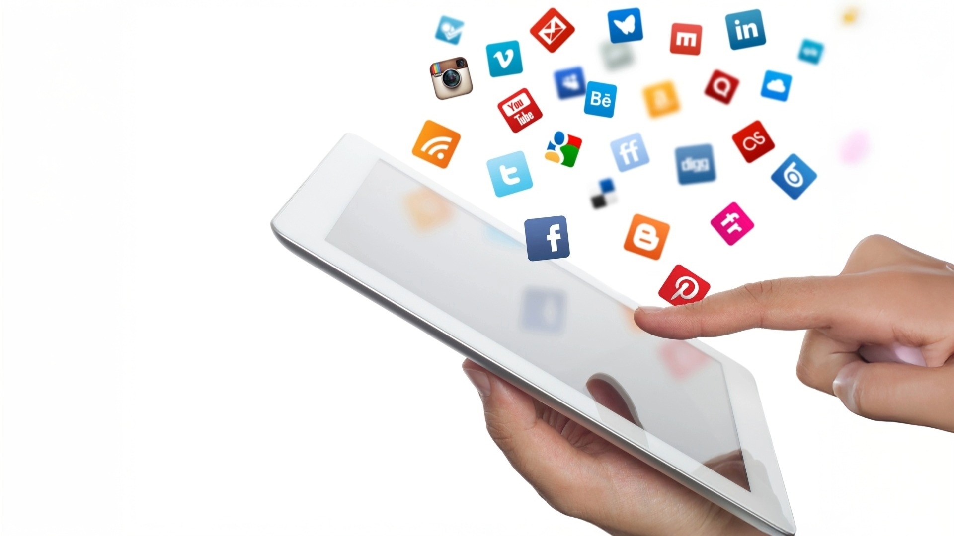 Parole al vento – Denunciare gli algoritmi