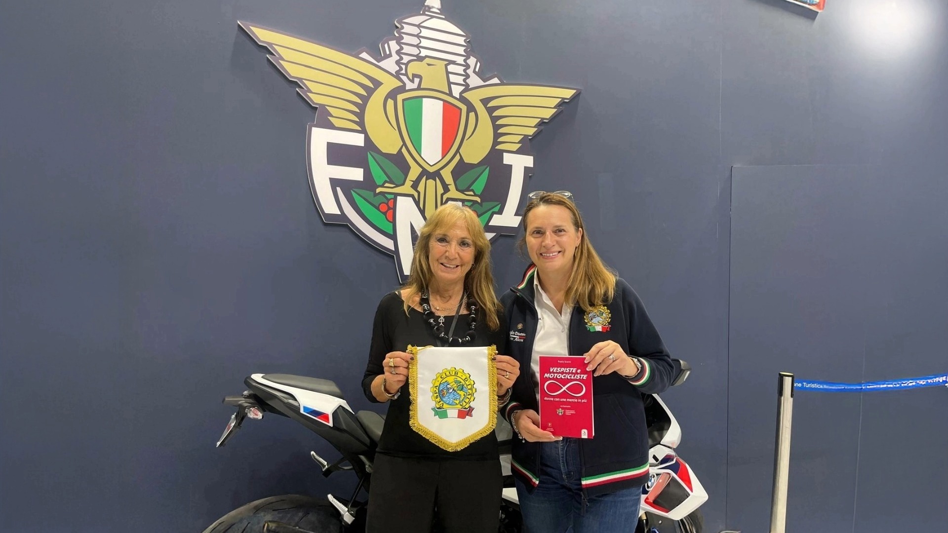 Vespiste e motocicliste: una passione vissuta nella quotidianità