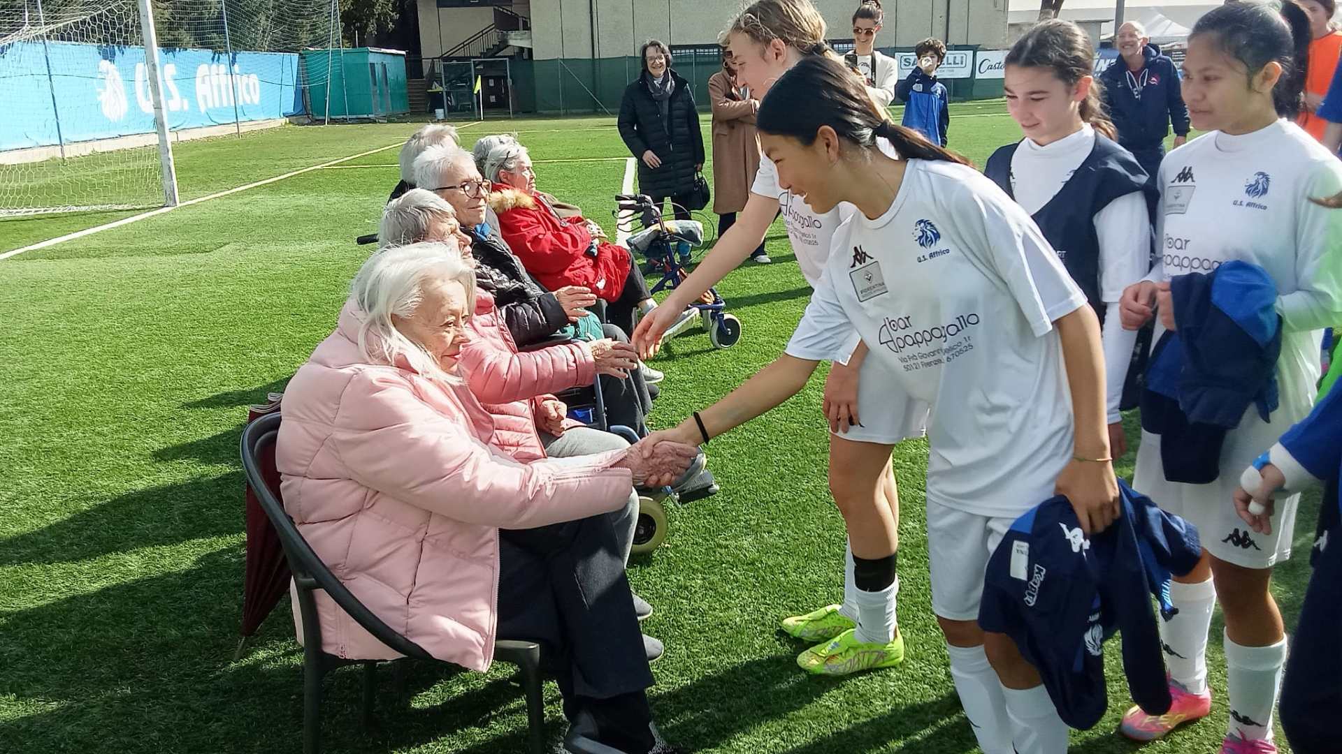 Proviamo a contagiare il calcio con la partita applaudita