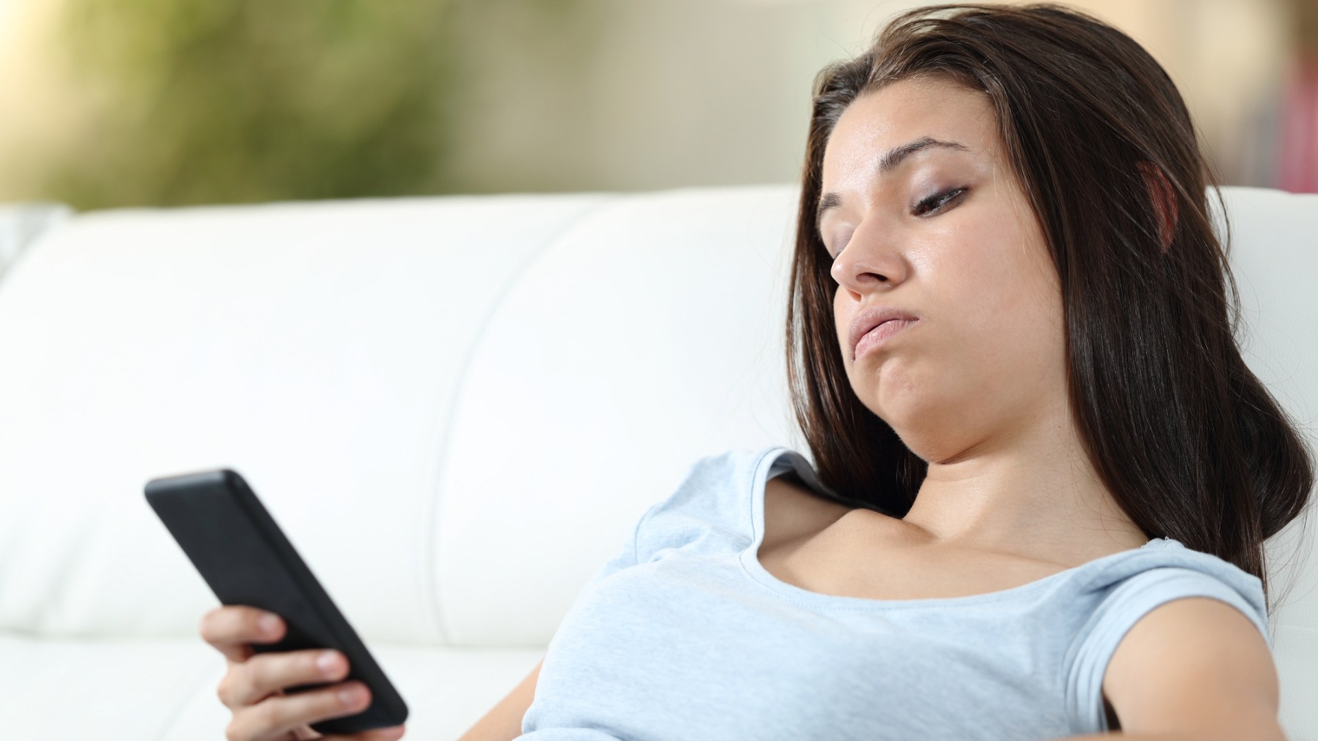 Parole al vento – Annoiati dai social