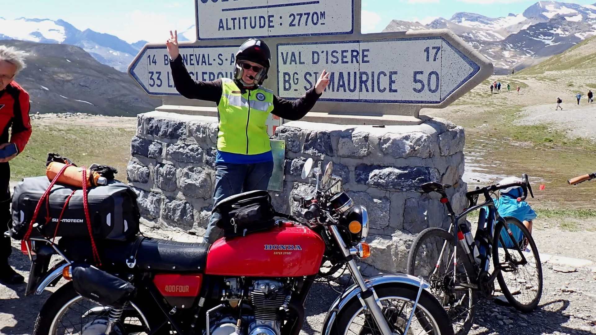 Vespiste e motocicliste: passo dopo passo verso la meta