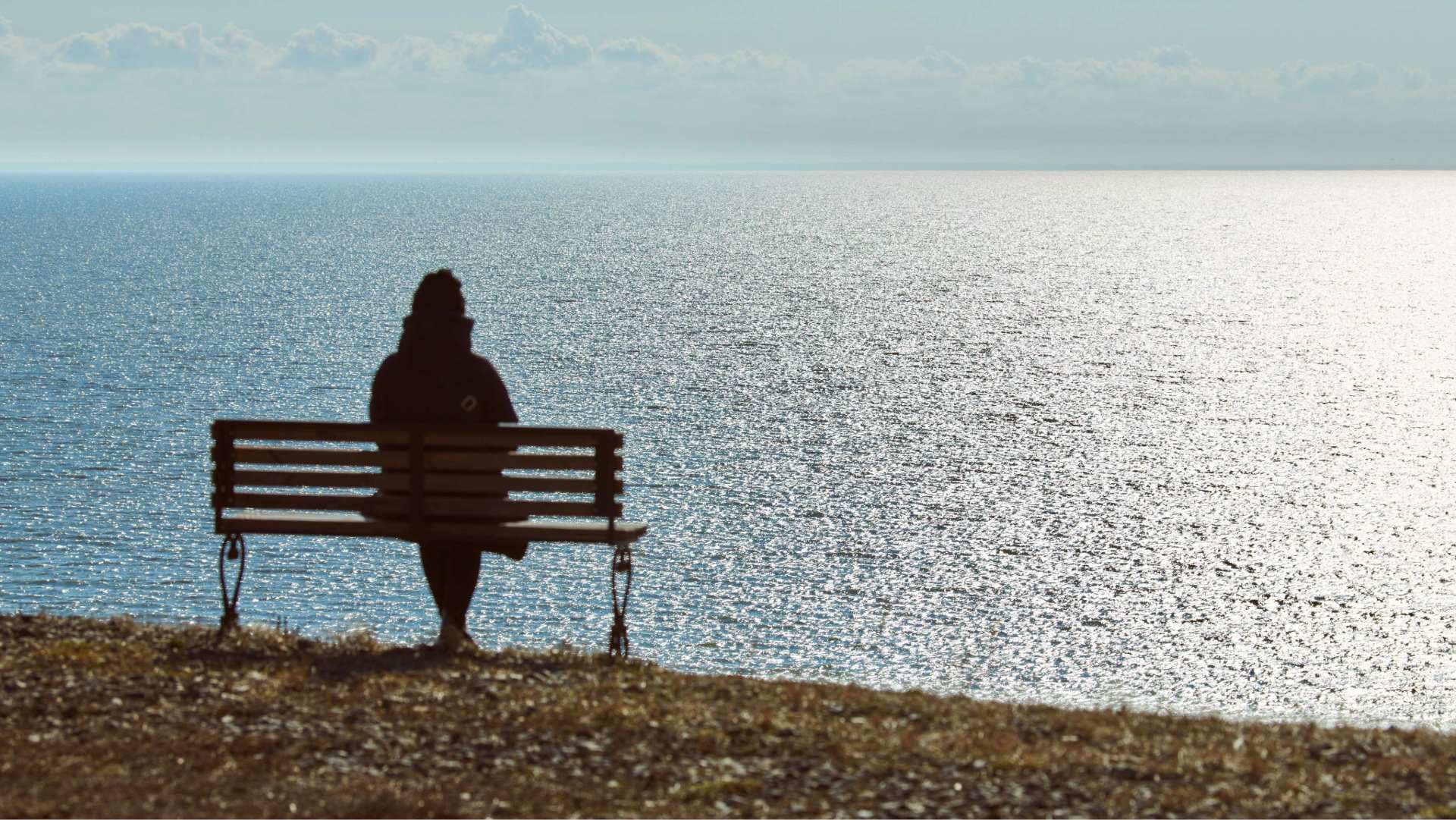 Connessi o in relazione: la solitudine