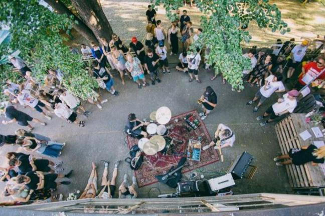 fullmoonzine.cz