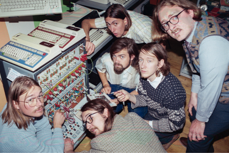 fullmoonzine.cz
