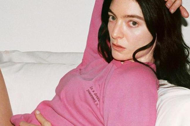 fullmoonzine.cz