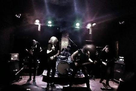 fullmoonzine.cz