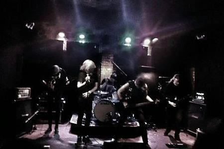 fullmoonzine.cz