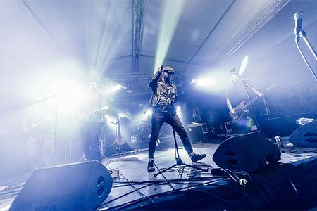 fullmoonzine.cz