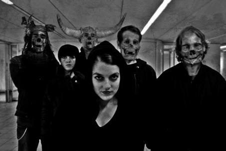 fullmoonzine.cz