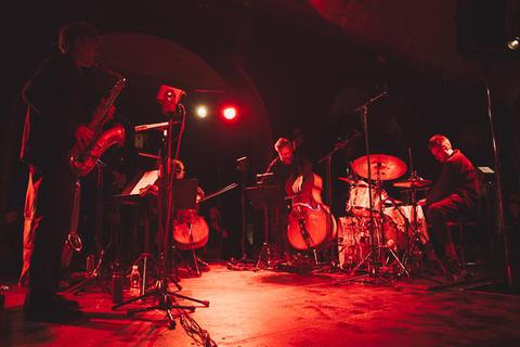 fullmoonzine.cz