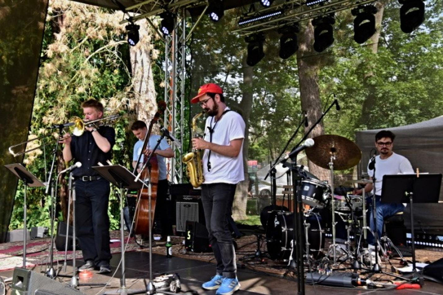 1-Janoušek & Wróblewski Quartet