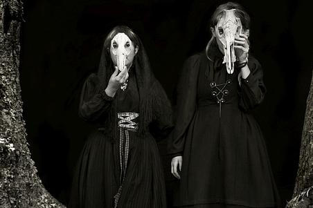fullmoonzine.cz