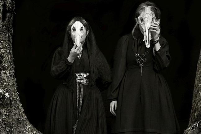 fullmoonzine.cz