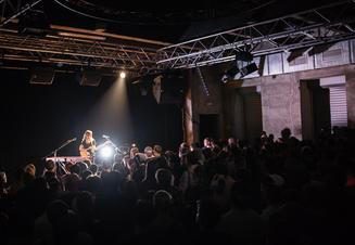 08-Julien_Baker
