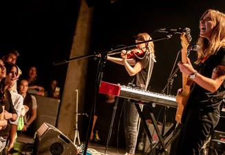02-Julien_Baker