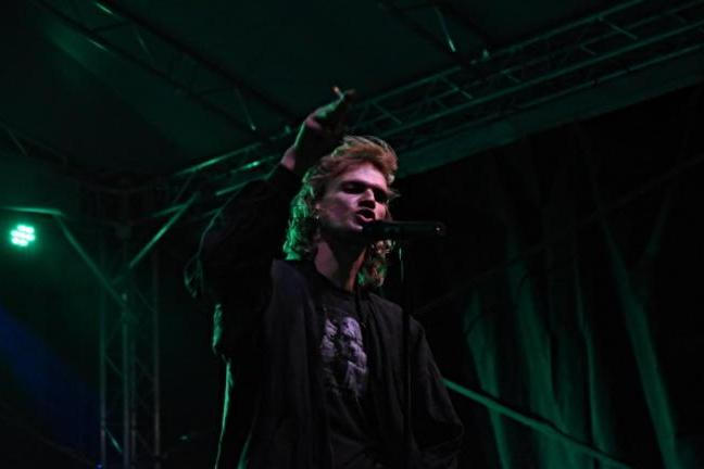 fullmoonzine.cz