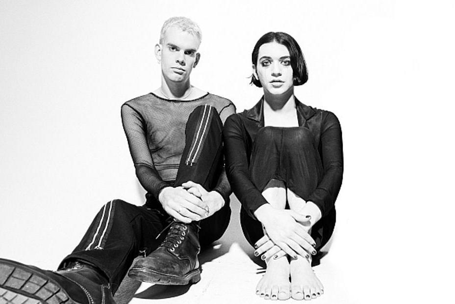 fullmoonzine.cz