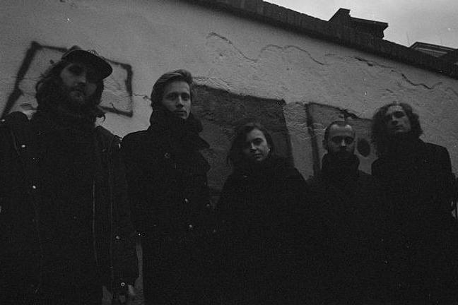 fullmoonzine.cz