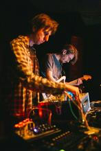 SCIENTISTS_IN_THE_GALAPAGOS_4