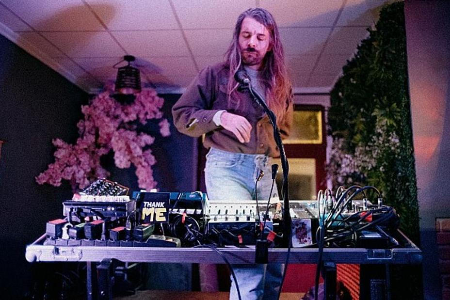 fullmoonzine.cz