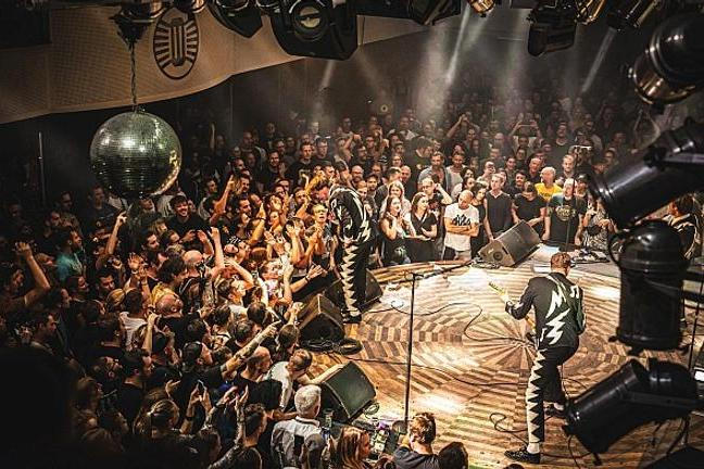 fullmoonzine.cz