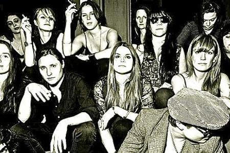 fullmoonzine.cz