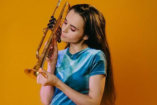 fullmoonzine.cz