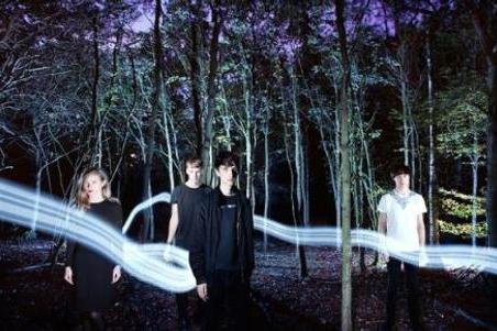 fullmoonzine.cz