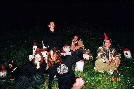 fullmoonzine.cz
