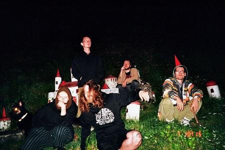 fullmoonzine.cz