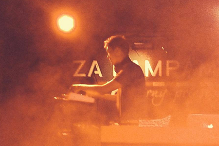 fullmoonzine.cz