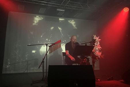 fullmoonzine.cz