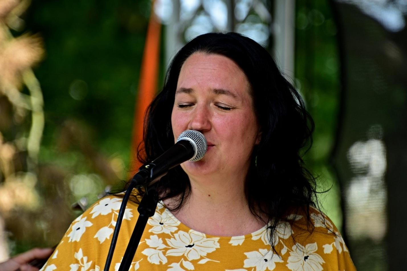 2-Martina Trchová & Band