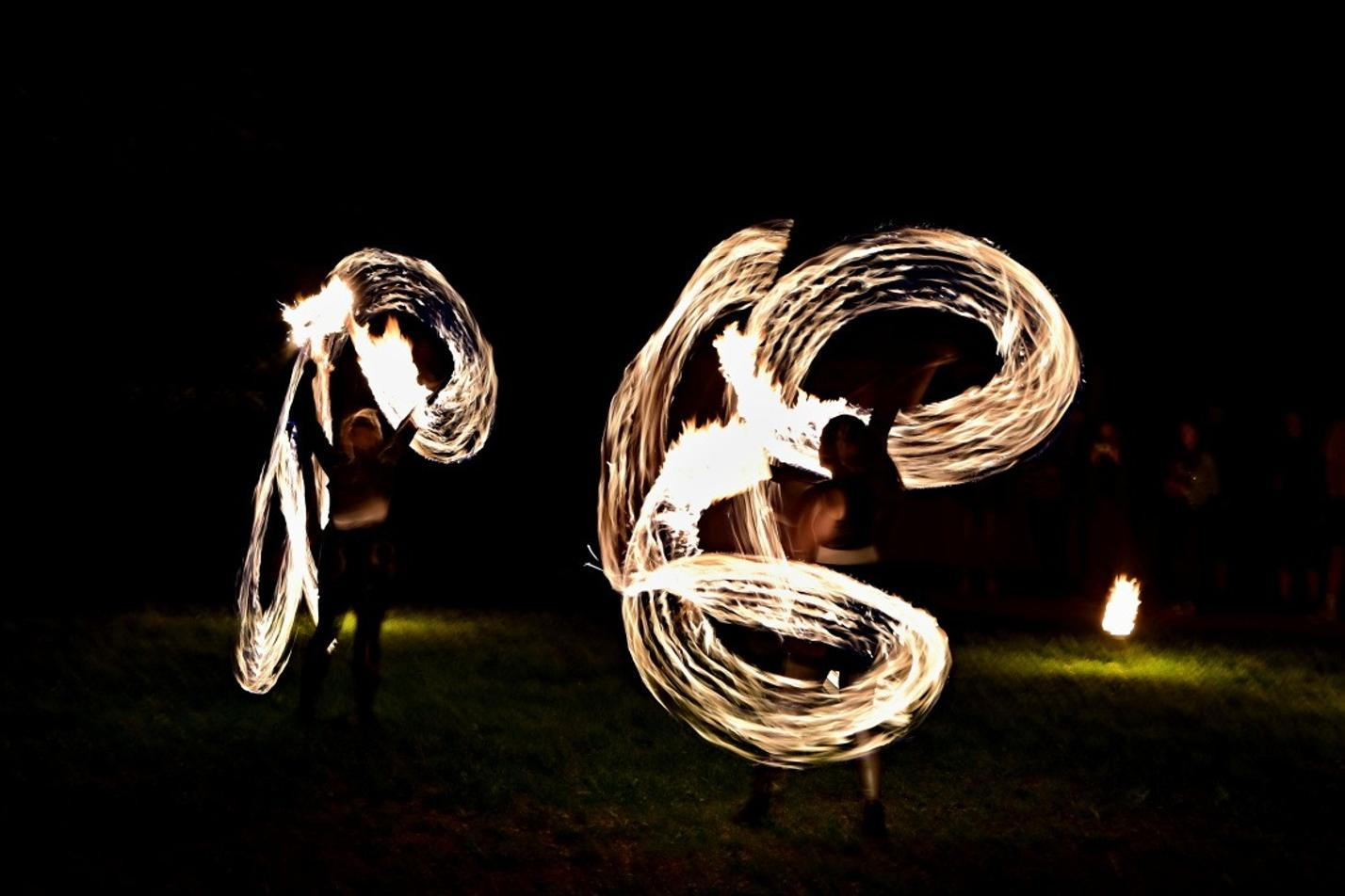 25-Fire show