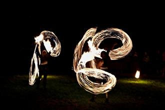 25-Fire show
