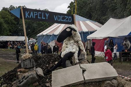 fullmoonzine.cz