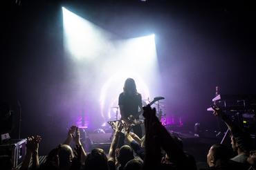 03_Carpenter Brut_Palác Akropolis