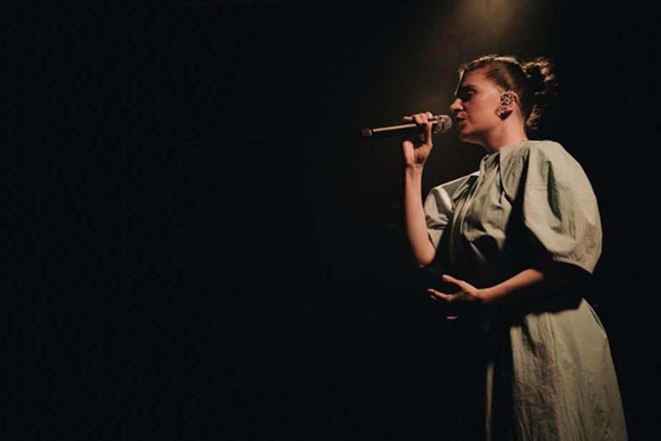 fullmoonzine.cz
