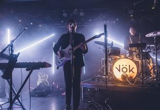 05_Vök