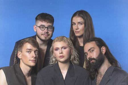 fullmoonzine.cz