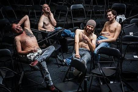 fullmoonzine.cz