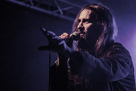 fullmoonzine.cz