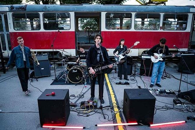 fullmoonzine.cz