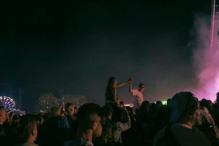fullmoonzine.cz