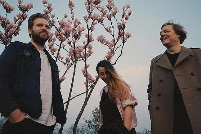 fullmoonzine.cz