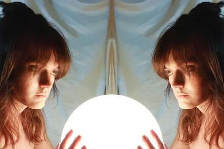 fullmoonzine.cz