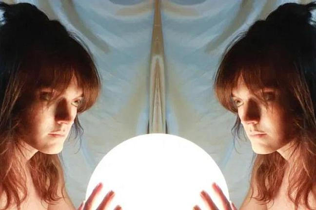 fullmoonzine.cz