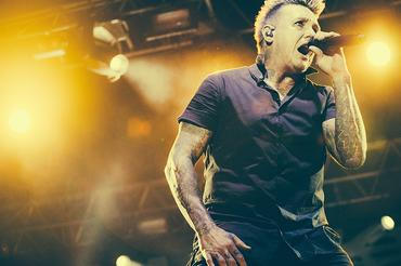 PapaRoach3